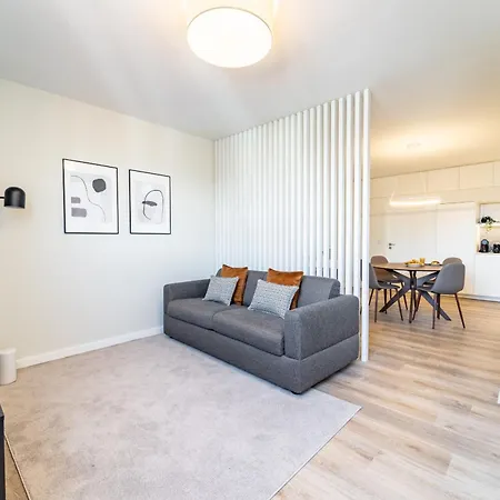 On The Square Flat - Center By House And People شقة براغا